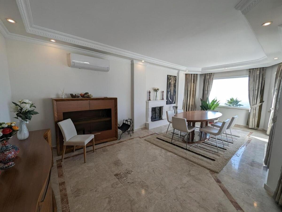 Villa Great Villa With Beatiful View And 4 Bedrooms More 1000 Sqm Area